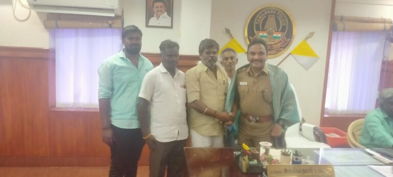 சட்டவிரோத பார் நடத்தியவர்கள் மீது வழக்கு தொடர கோரி மனு