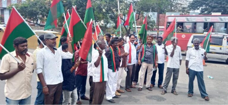 காவிரியை தாரை வார்க்கும் திமுக அரசை கண்டித்து கோவையில் ஆர்ப்பாட்டம்