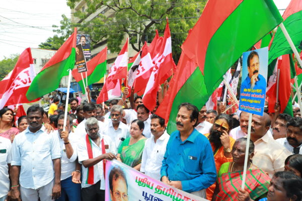 மதுவிலக்கு வலியுறுத்தி சென்னையில் பேரணி (4)