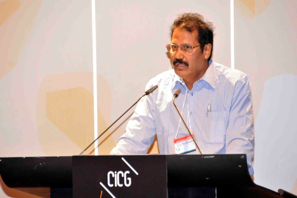 Dr K Krishnasamy 