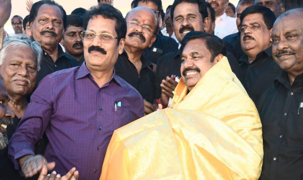 எடப்பாடி பழனிச்சாமி 