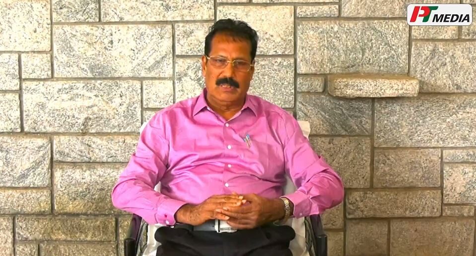 Dr K Krishnasamy