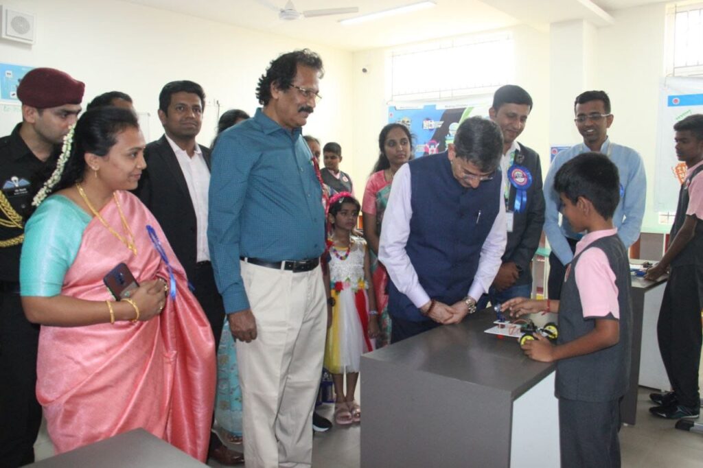 ஆளுநர் ஆர் என் ரவி