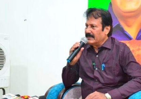 Dr Krishnasamy