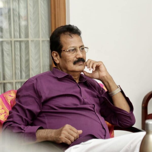 கோவை கார் வெடிப்பு.! தீபாவளியைச் சீர்குலைக்க தற்கொலைப் படை தாக்குதலா