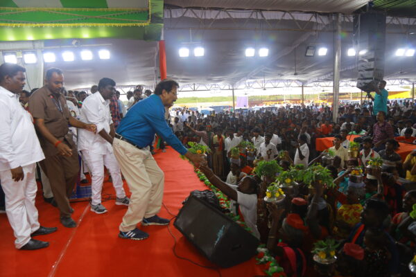 Dr Krishnasamy