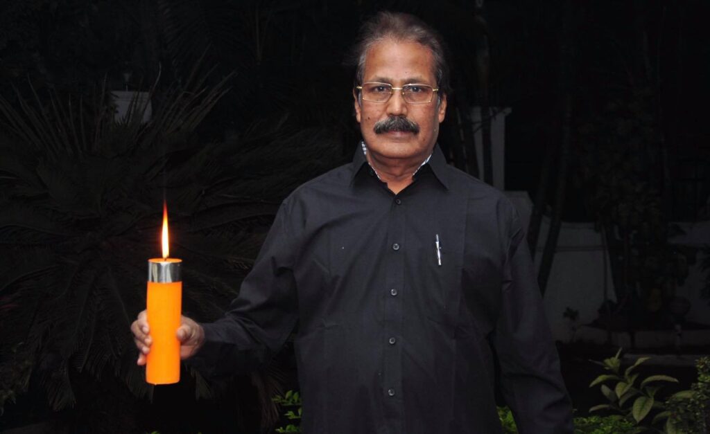 Dr K Krishnasamy