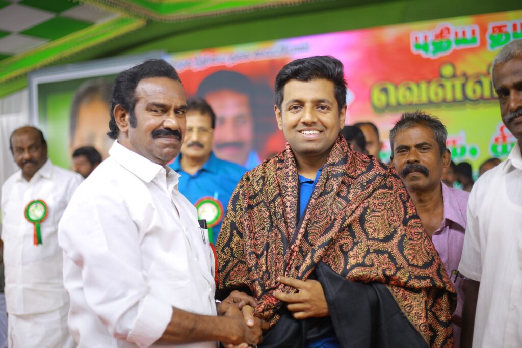 என். ஆர். தனபாலன் 