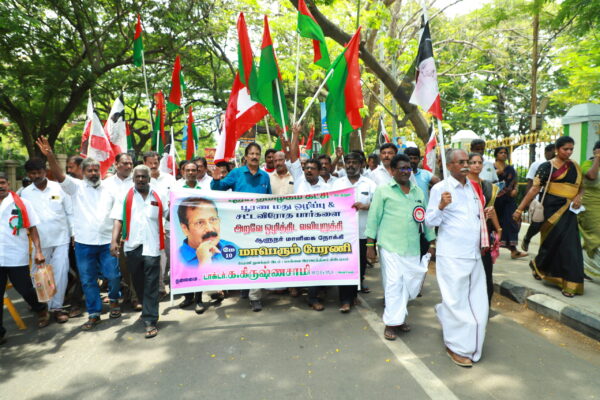 மதுவிலக்கு வலியுறுத்தி சென்னையில் பேரணி (1)